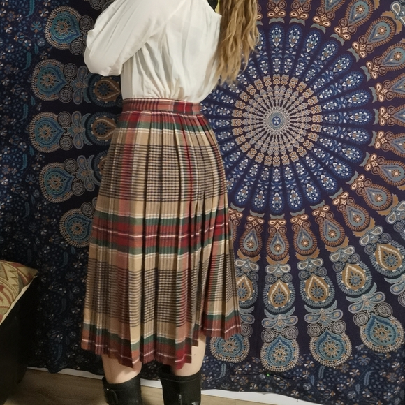 Funky Fun Vintage Wool Plaid Skirt 70's - Picture 4 of 4